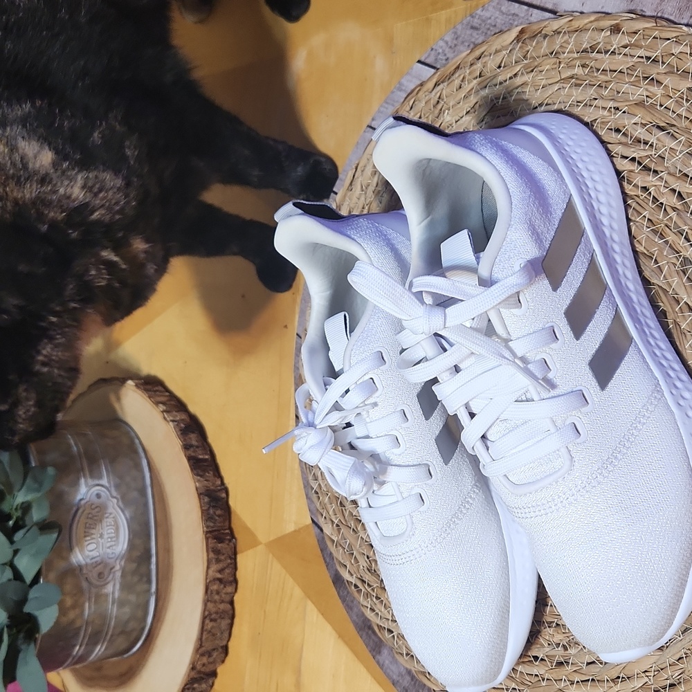 Adidas sneakers - Picture 2 of 11